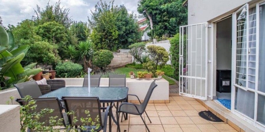 2 Bedroom Property for Sale in Sunnyrock Gauteng