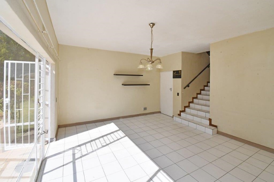 2 Bedroom Property for Sale in Sunnyrock Gauteng