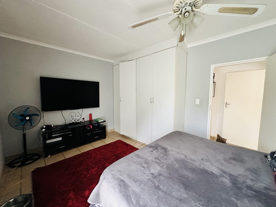 3 Bedroom Property for Sale in Mayfield Park Gauteng
