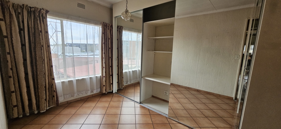 2 Bedroom Property for Sale in New Redruth Gauteng
