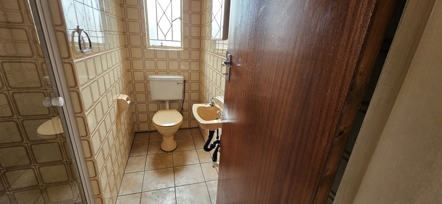2 Bedroom Property for Sale in New Redruth Gauteng
