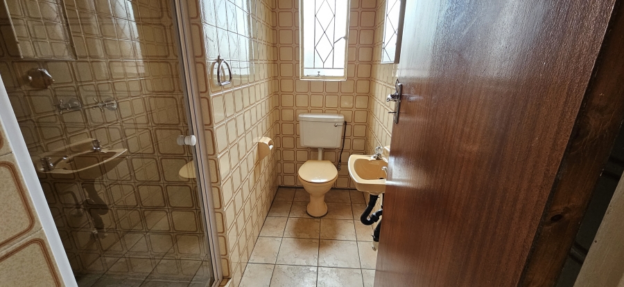 2 Bedroom Property for Sale in New Redruth Gauteng