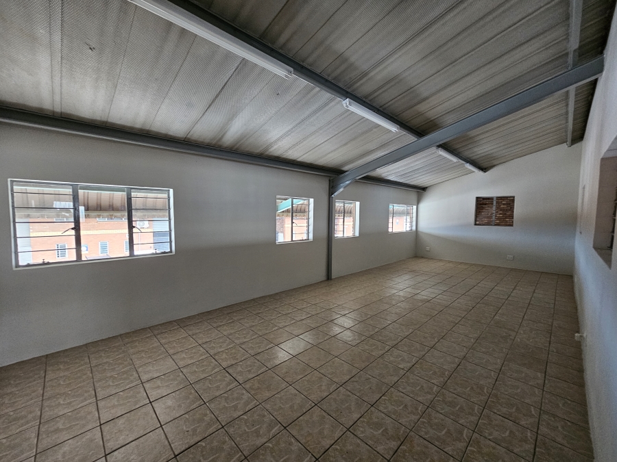 To Let Commercial Property for Rent in Hennops Park Industrial Gauteng