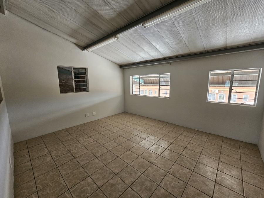 To Let Commercial Property for Rent in Hennops Park Industrial Gauteng
