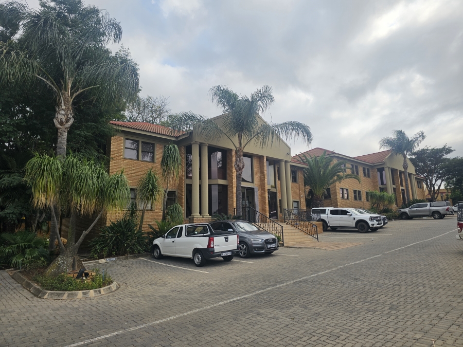 Commercial Property for Sale in Die Hoewes Gauteng