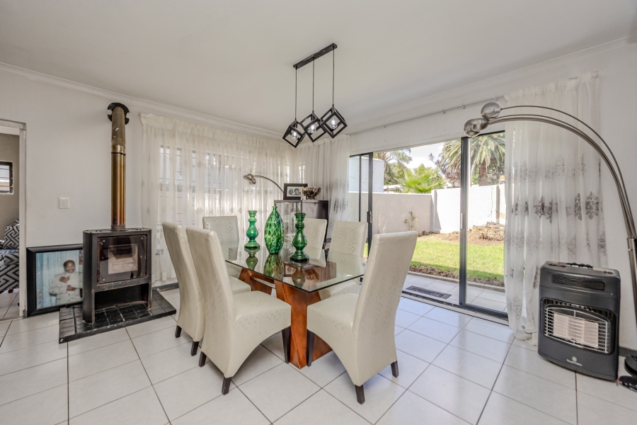 3 Bedroom Property for Sale in Wilgeheuwel Gauteng