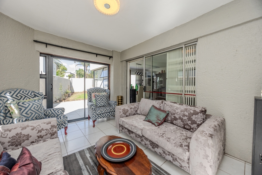 3 Bedroom Property for Sale in Wilgeheuwel Gauteng