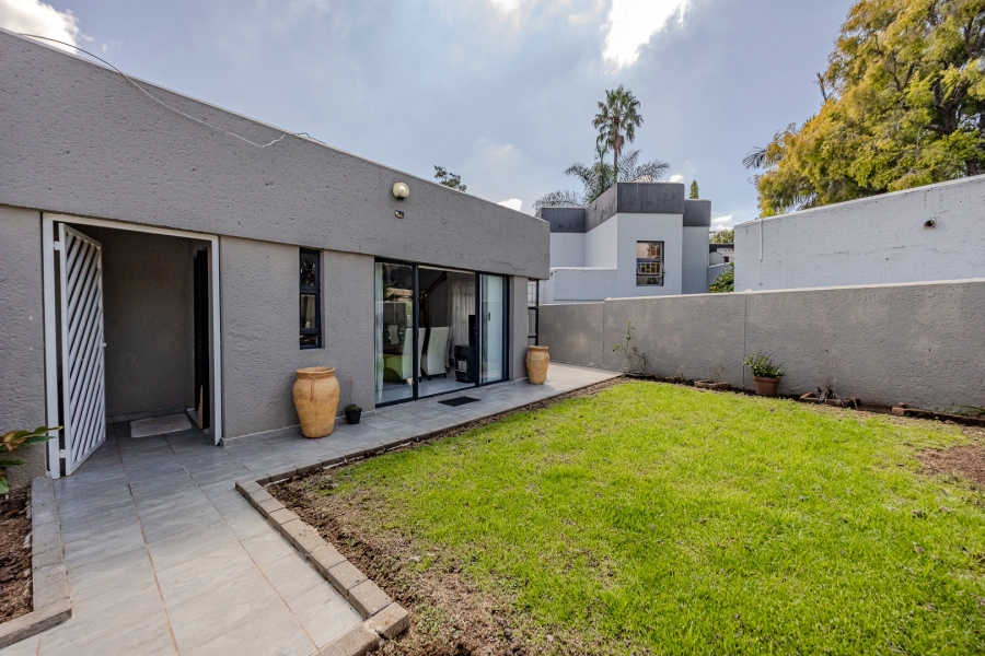 3 Bedroom Property for Sale in Wilgeheuwel Gauteng