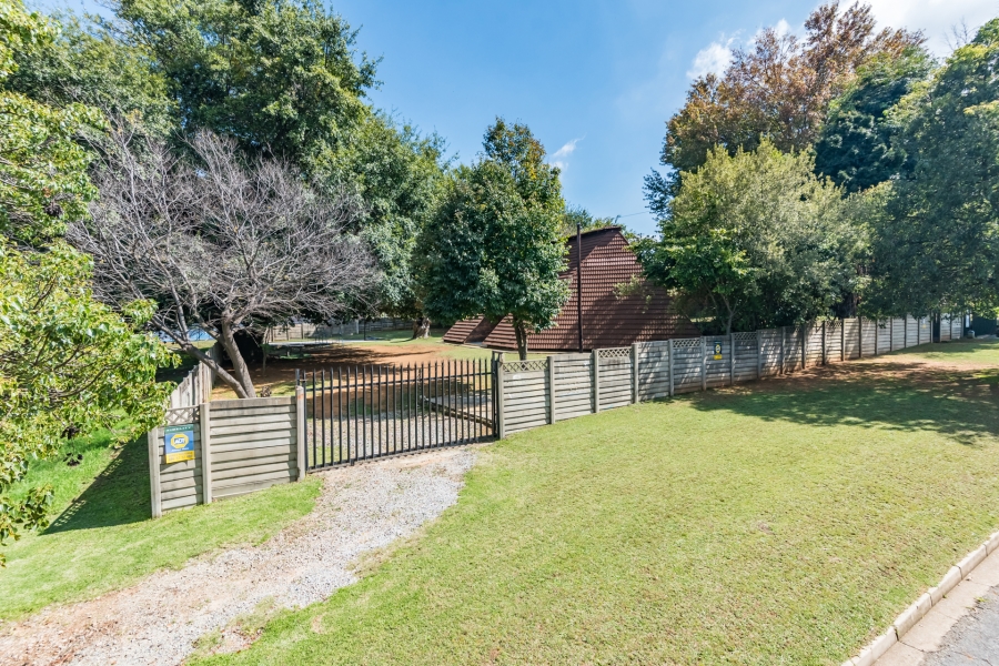 4 Bedroom Property for Sale in Discovery Gauteng
