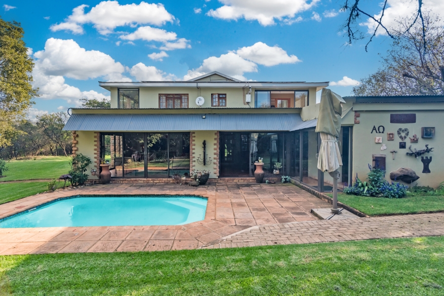 7 Bedroom Property for Sale in Honingklip A H Gauteng