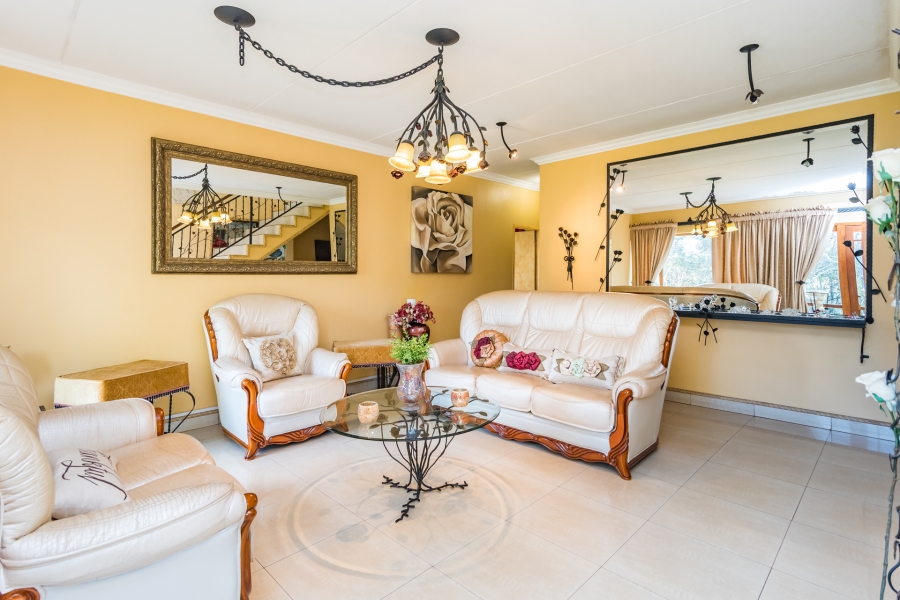 7 Bedroom Property for Sale in Honingklip A H Gauteng