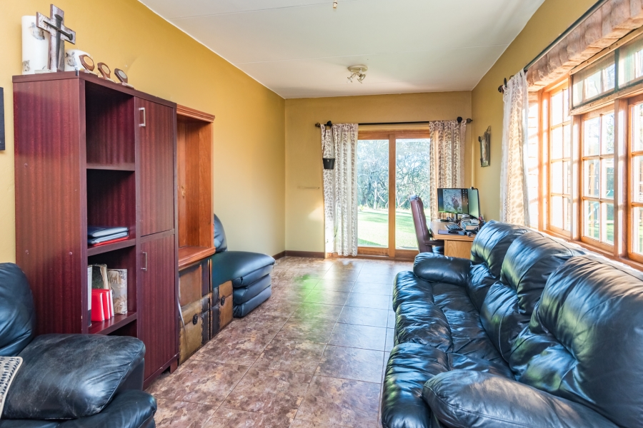 7 Bedroom Property for Sale in Honingklip A H Gauteng