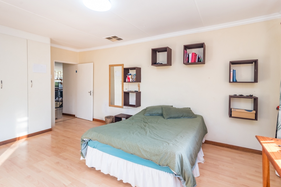 7 Bedroom Property for Sale in Honingklip A H Gauteng