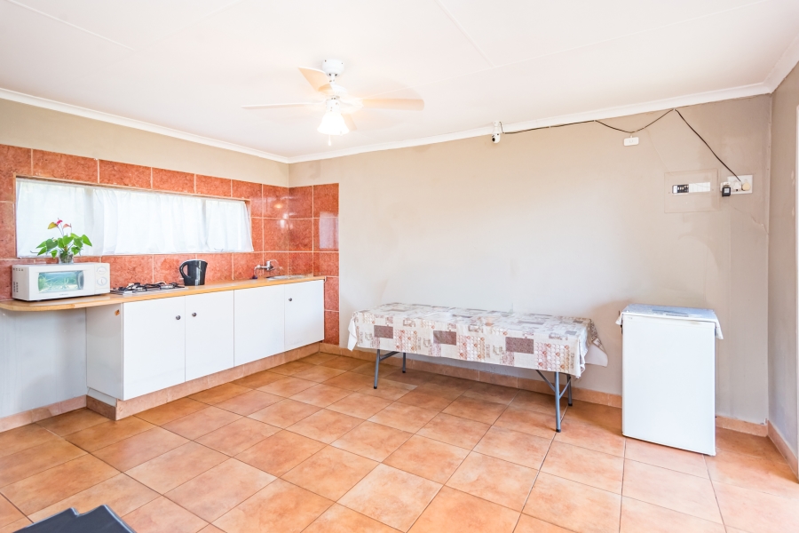7 Bedroom Property for Sale in Honingklip A H Gauteng