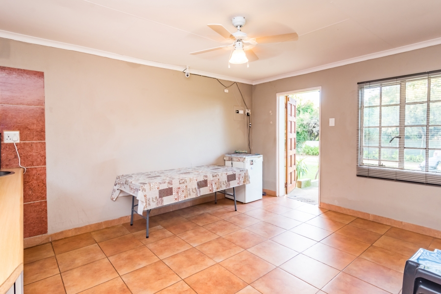 7 Bedroom Property for Sale in Honingklip A H Gauteng