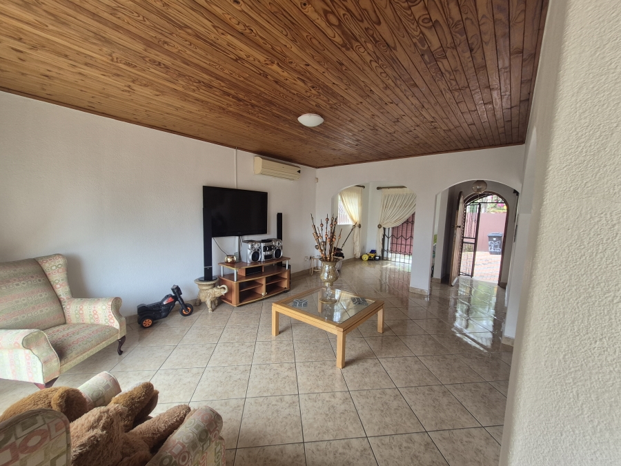 3 Bedroom Property for Sale in Glenvista Gauteng