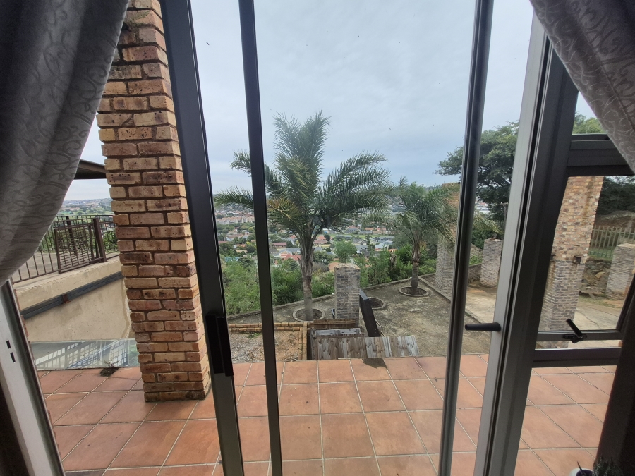3 Bedroom Property for Sale in Glenvista Gauteng