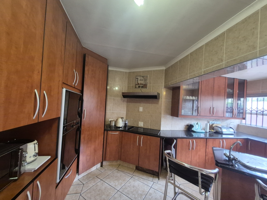 3 Bedroom Property for Sale in Glenvista Gauteng