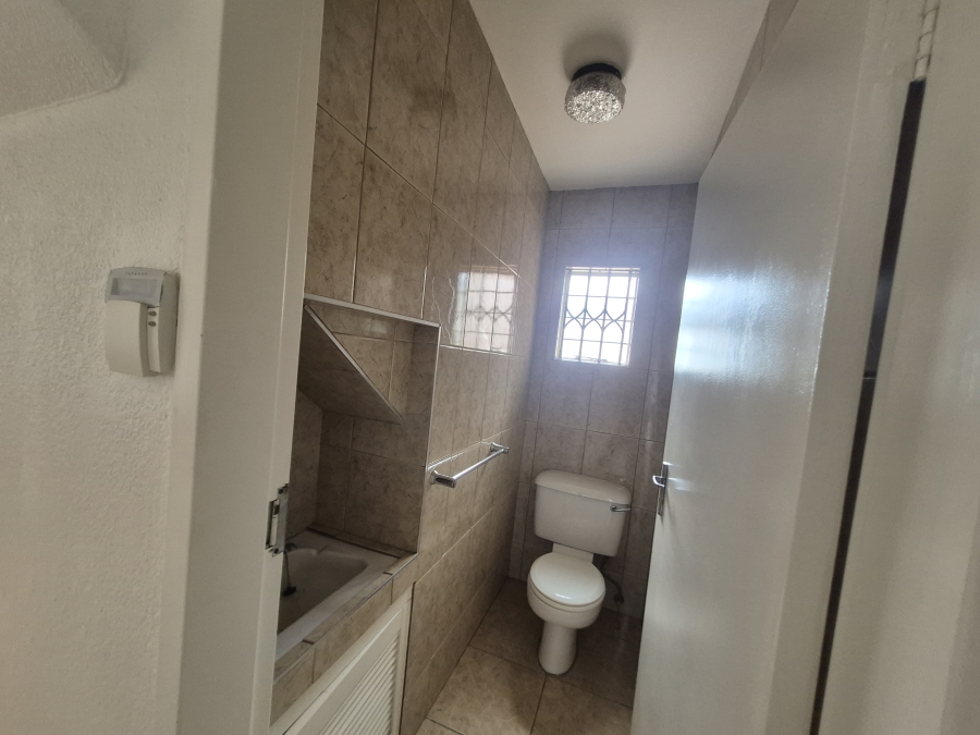 3 Bedroom Property for Sale in Glenvista Gauteng