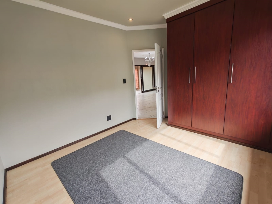 2 Bedroom Property for Sale in Glenvista Gauteng