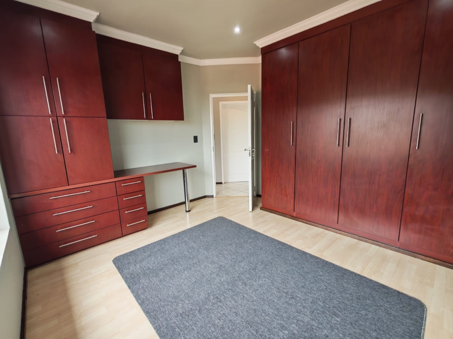 2 Bedroom Property for Sale in Glenvista Gauteng