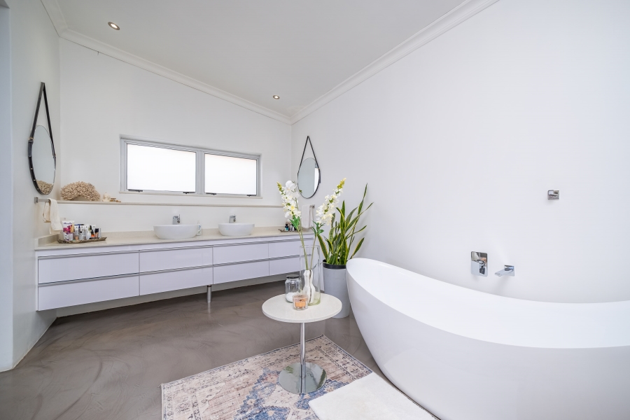4 Bedroom Property for Sale in Quellerina Gauteng