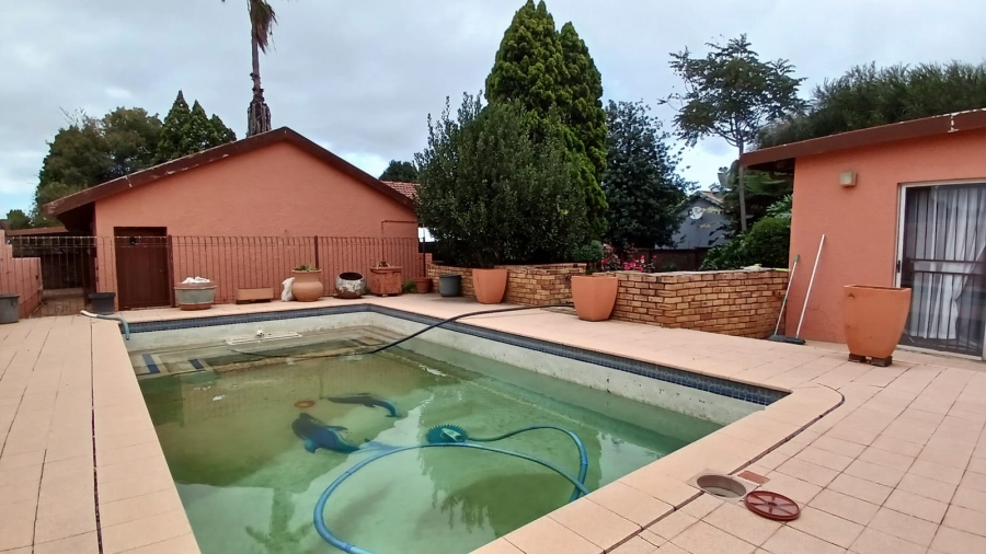 3 Bedroom Property for Sale in Groblerpark Gauteng