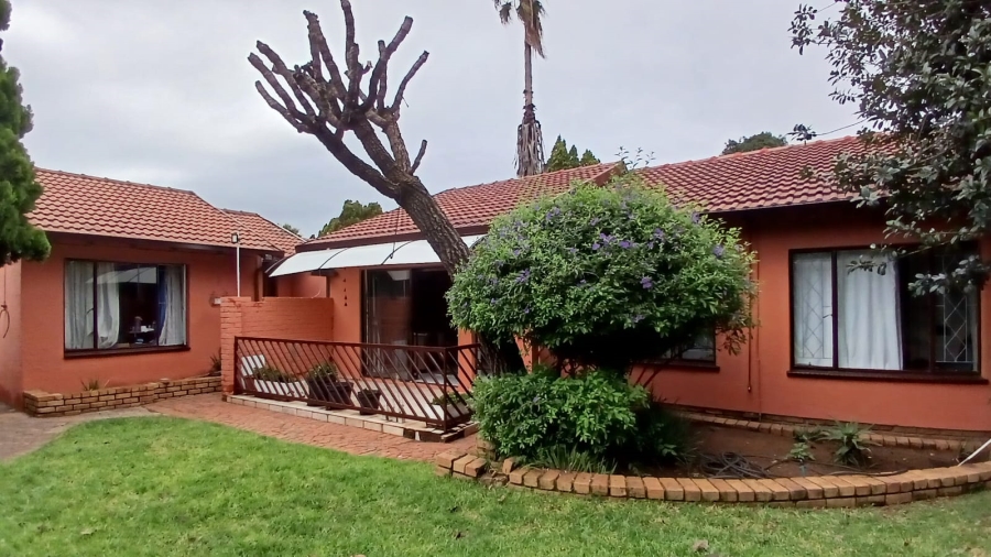 3 Bedroom Property for Sale in Groblerpark Gauteng