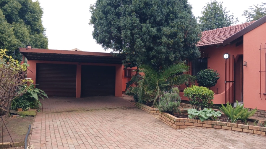3 Bedroom Property for Sale in Groblerpark Gauteng