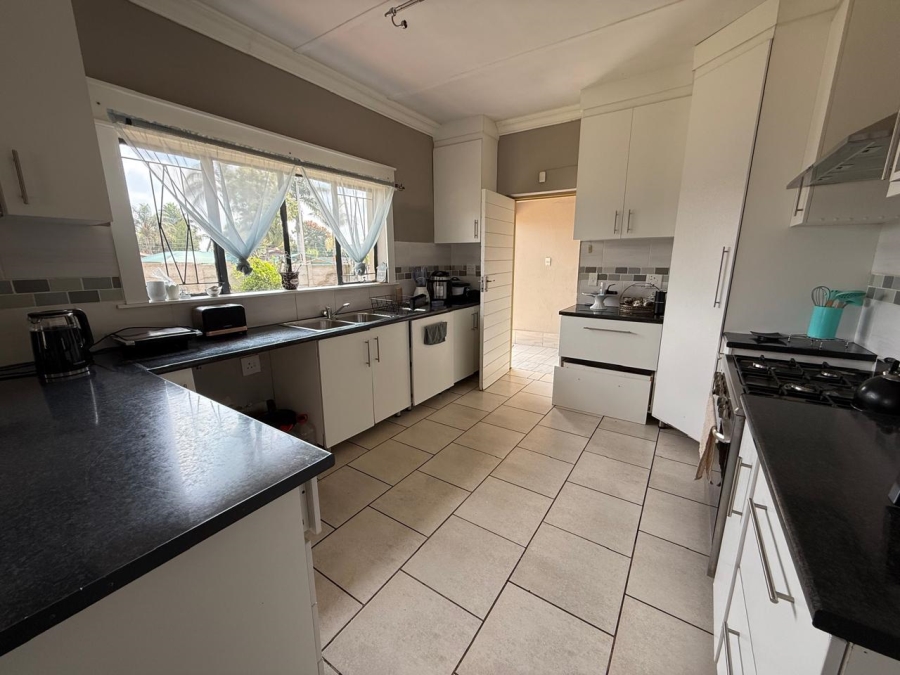 3 Bedroom Property for Sale in Sinoville Gauteng