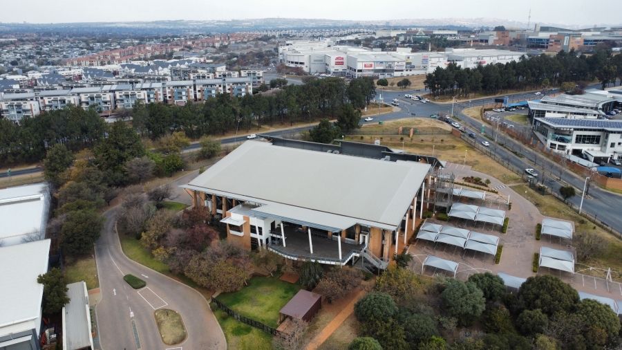 To Let Commercial Property for Rent in Longmeadow Gauteng