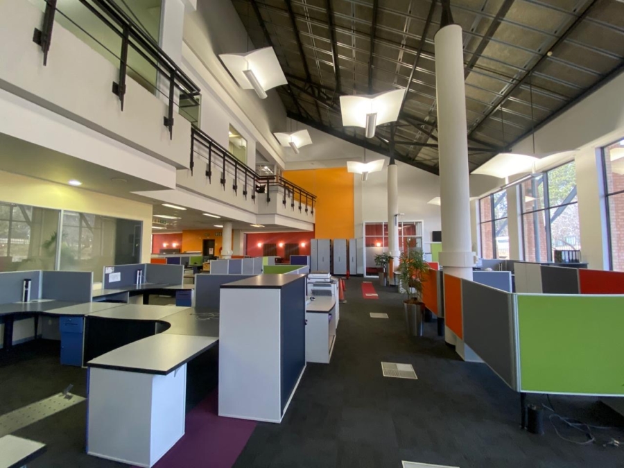 To Let Commercial Property for Rent in Longmeadow Gauteng