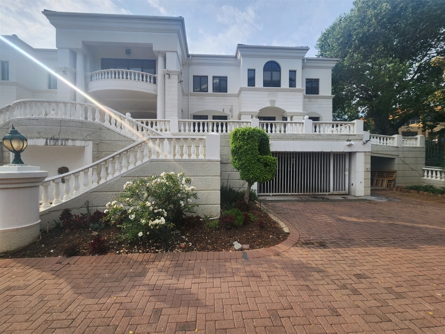 To Let Commercial Property for Rent in Wierda Valley Gauteng