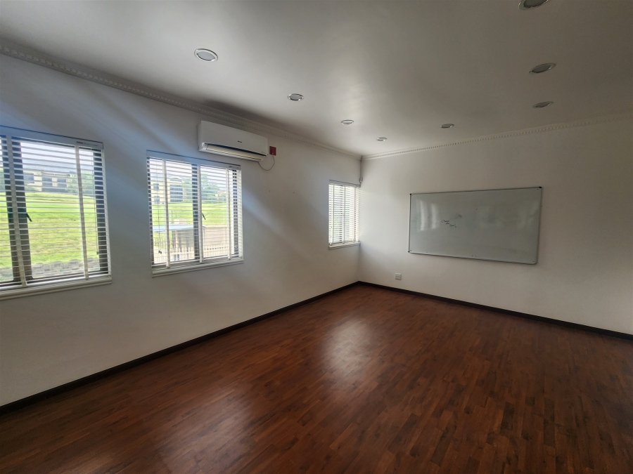 To Let Commercial Property for Rent in Wierda Valley Gauteng