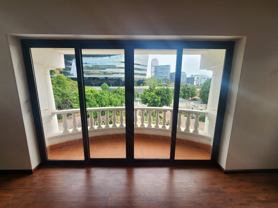 To Let Commercial Property for Rent in Wierda Valley Gauteng