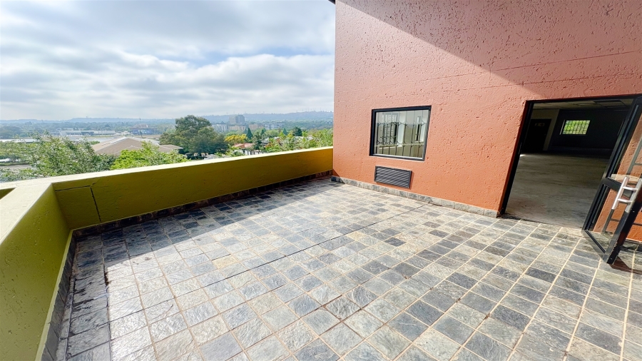 To Let Commercial Property for Rent in Bedfordview Gauteng