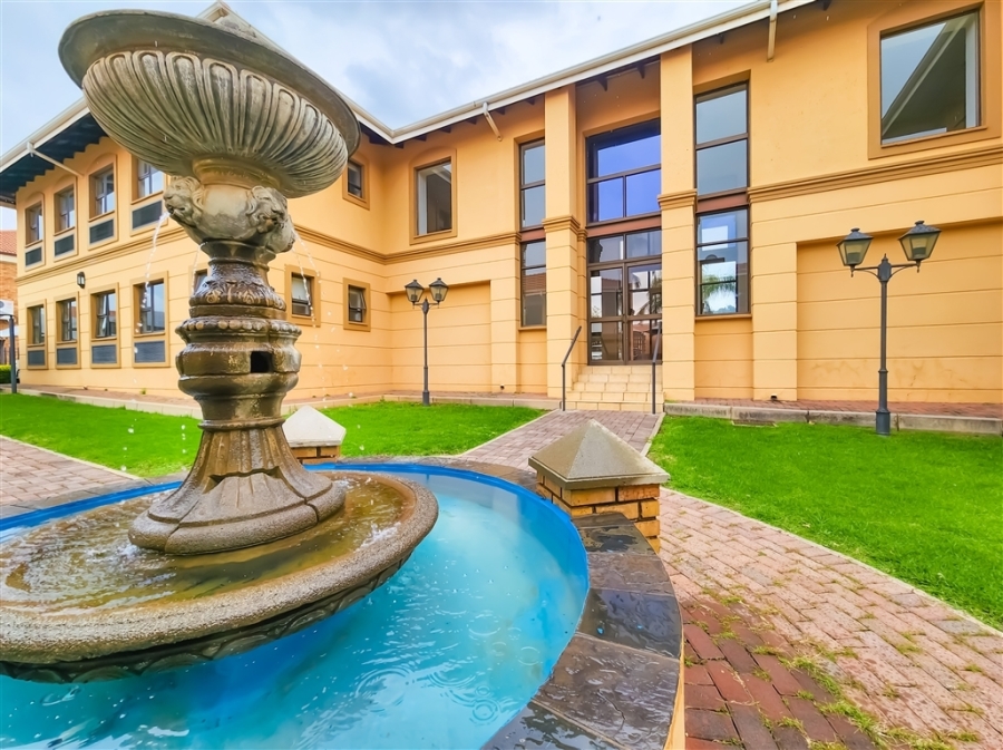 To Let Commercial Property for Rent in Allens Nek Gauteng