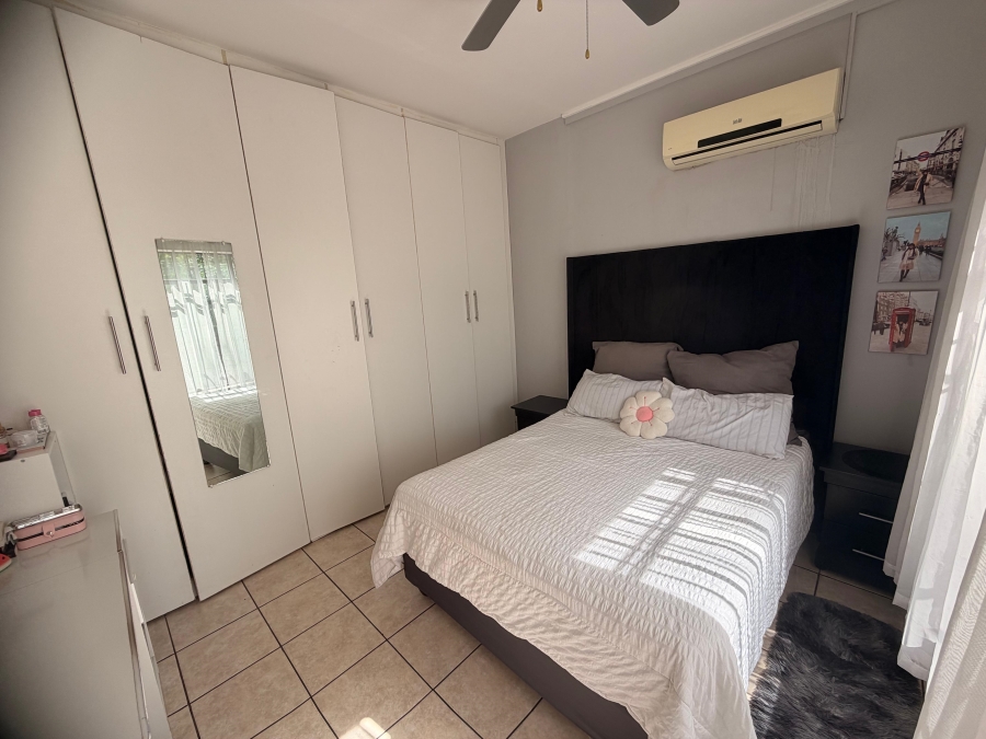To Let 2 Bedroom Property for Rent in Meyerspark Gauteng