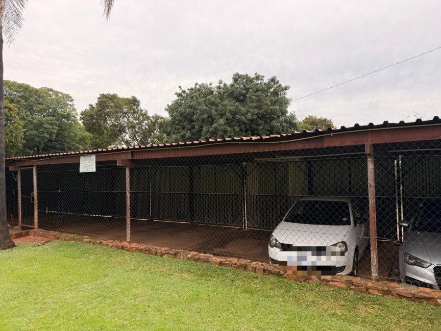 To Let 2 Bedroom Property for Rent in Meyerspark Gauteng