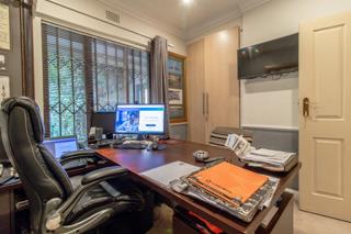 5 Bedroom Property for Sale in Glenvista Gauteng