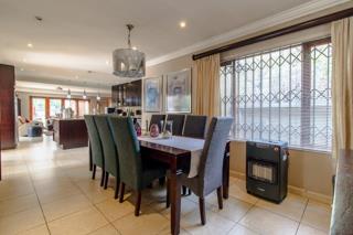 5 Bedroom Property for Sale in Glenvista Gauteng