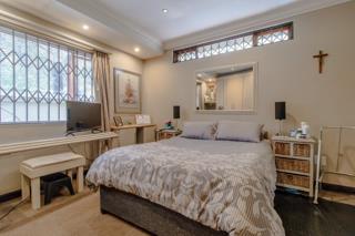 5 Bedroom Property for Sale in Glenvista Gauteng