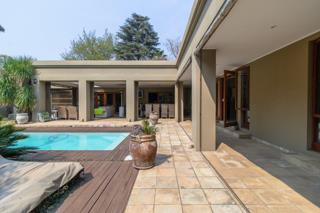 5 Bedroom Property for Sale in Glenvista Gauteng
