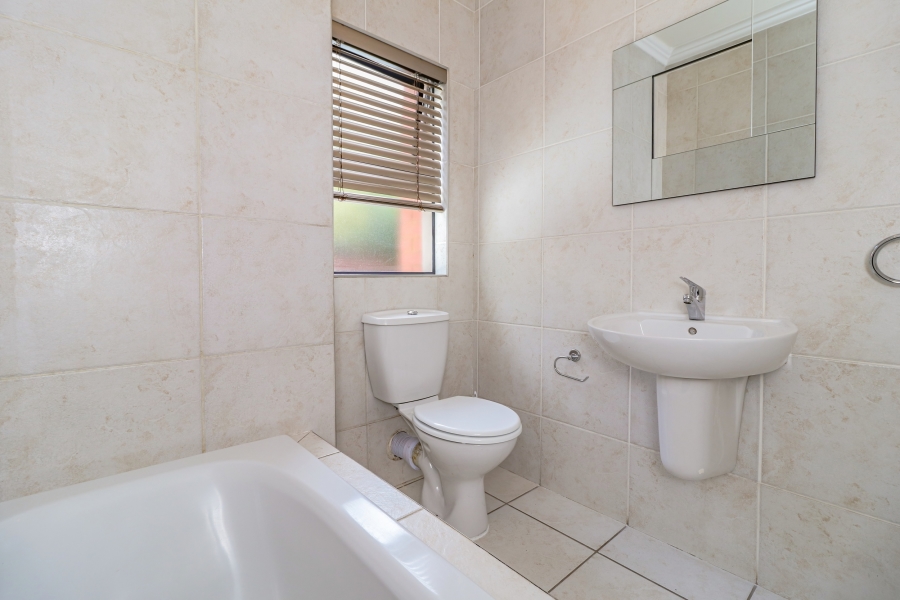 2 Bedroom Property for Sale in Morningside Gauteng