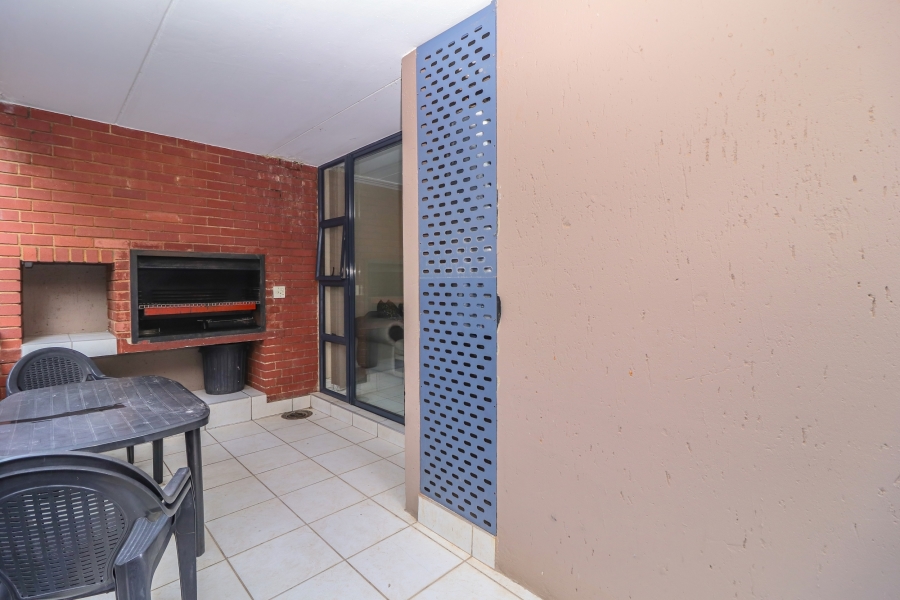2 Bedroom Property for Sale in Morningside Gauteng