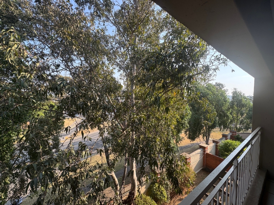 To Let 3 Bedroom Property for Rent in Sunninghill Gauteng
