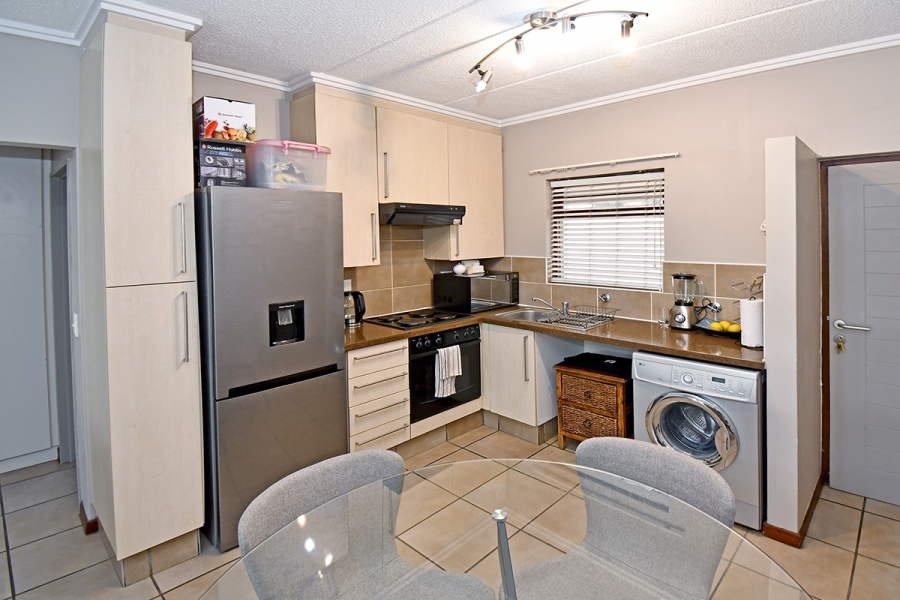 1 Bedroom Property for Sale in Lonehill Gauteng