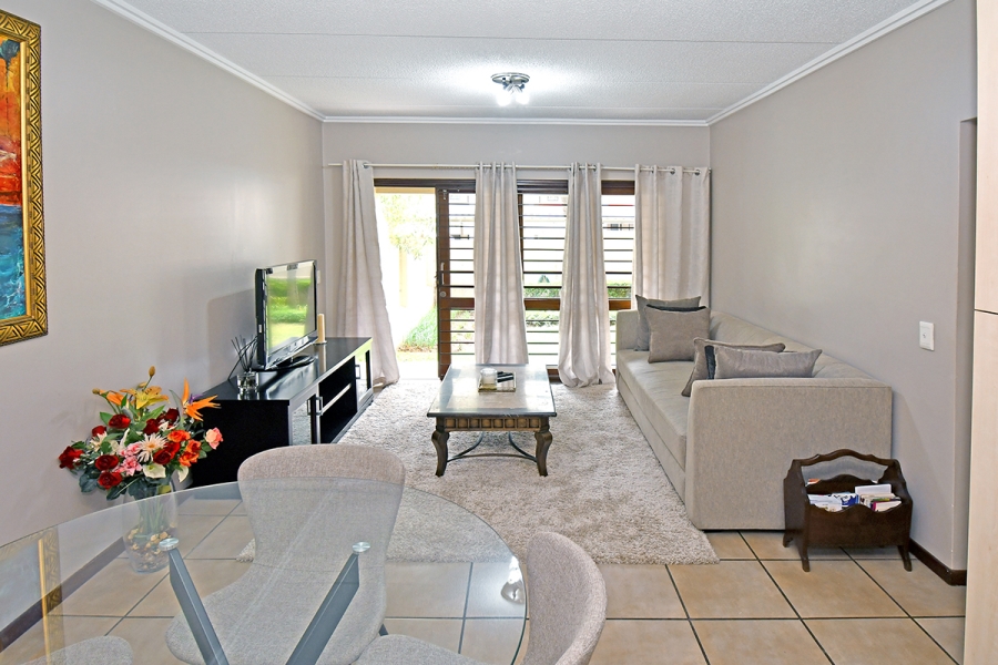 1 Bedroom Property for Sale in Lonehill Gauteng