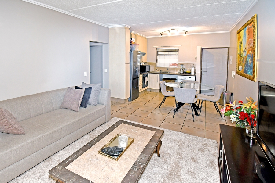 1 Bedroom Property for Sale in Lonehill Gauteng