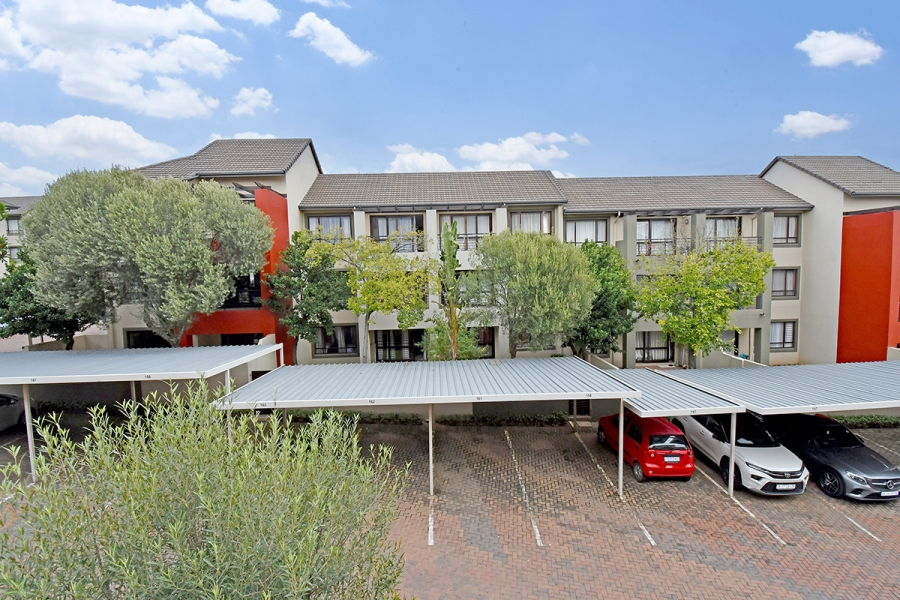 1 Bedroom Property for Sale in Lonehill Gauteng